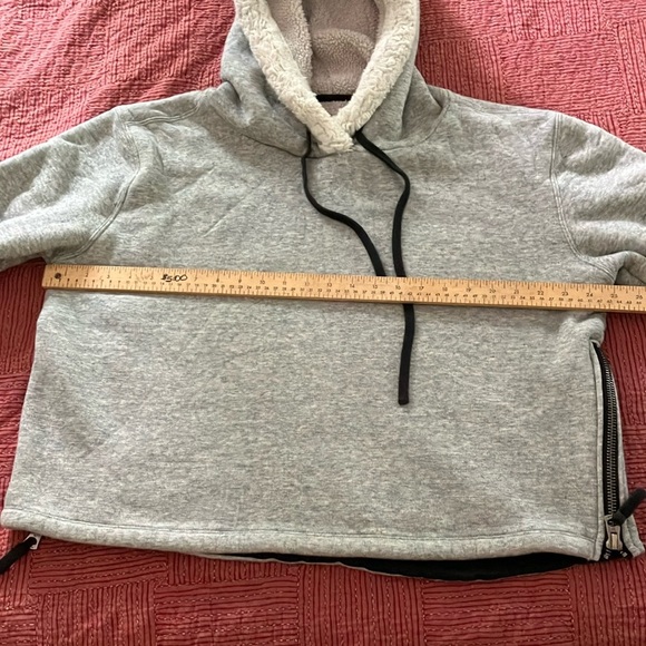 Dylan xl Heather Gray Cropped fleece lined Sweater with Hood and side zips - Picture 9 of 16